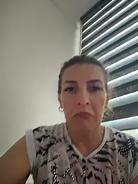 Hot-Milf4U online show from June 21, 5:37 pm