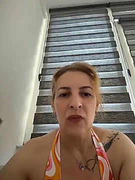 Hot-Milf4U online show from July 14, 2:56 pm