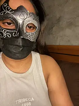 LioraWance online show from July 4, 1:06 pm
