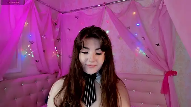 Snapshot of Victoria_Ecstasy chatting on June 12, 10:03 am Victoria Ecstasy online show from June 12, 10:03 am