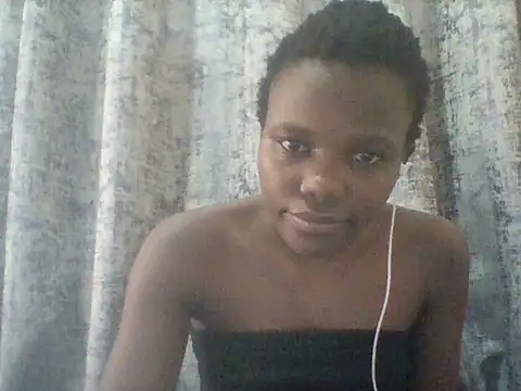 Snapshot of tina_2030 chatting on June 29, 10:15 am tina 2030 online show from June 29, 10:15 am
