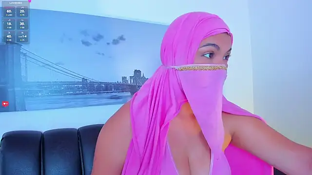 Amira 002 online show from May 19, 3:07 pm