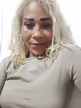 natashadormat37 online show from May 20, 2:51 am