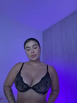 Danilopez3 online show from May 20, 1:45 am