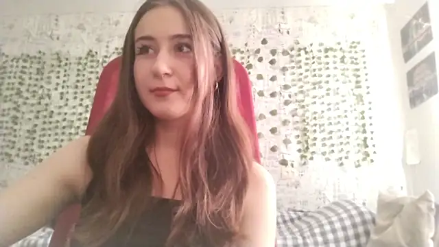 Snapshot of Pollykiss chatting on June 30, 11:11 am Pollykiss online show from June 30, 11:11 am