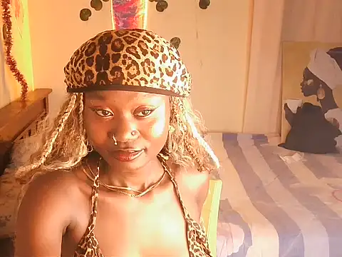 Snapshot of Miragea chatting on June 22, 12:56 am Miragea online show from June 22, 12:56 am