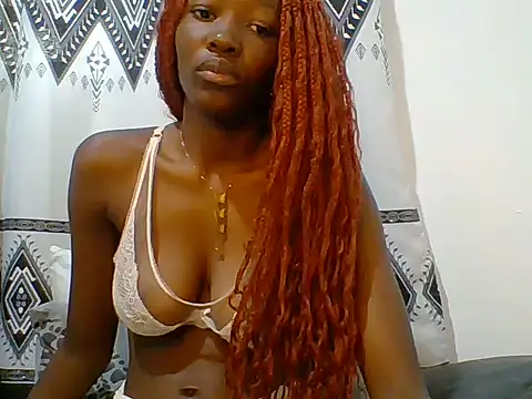 Snapshot of Shania_loveer chatting on July 4, 8:20 am Shania loveer online show from July 4, 8:20 am