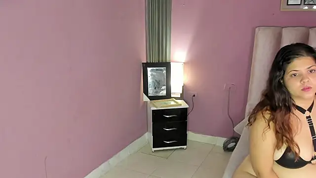 ORIANNA 21 online show from June 8, 1:28 am