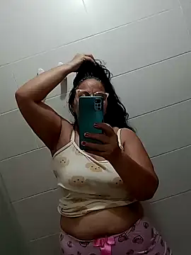 Snapshot of angelicasexi chatting on June 10, 8:30 pm angelicasexi online show from June 10, 8:30 pm