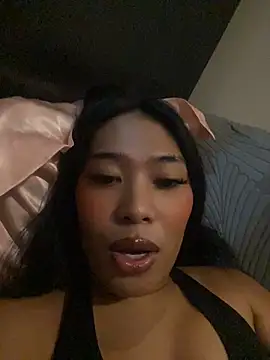 hugecock tamira online show from June 21, 8:28 am