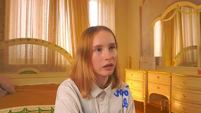 HelaineLube online show from June 9, 12:50 pm