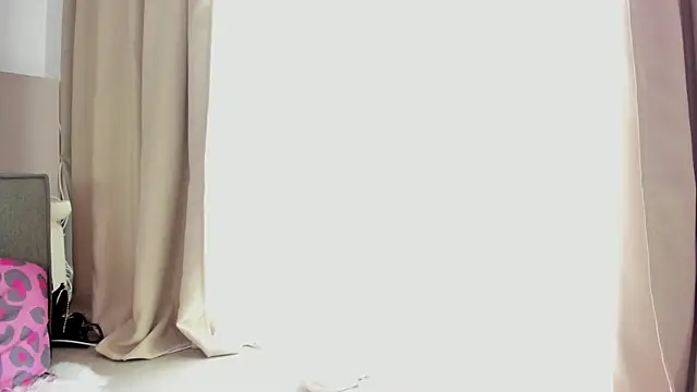 Snapshot of SayuriXo_Xo chatting on June 29, 11:10 am SayuriXo Xo online show from June 29, 11:10 am