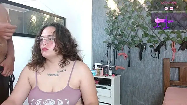 Big Hard Sofia online show from June 4, 2:01 pm