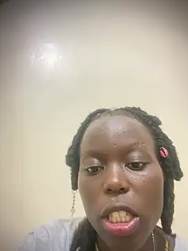 ebonycurvedass online show from June 15, 11:34 am