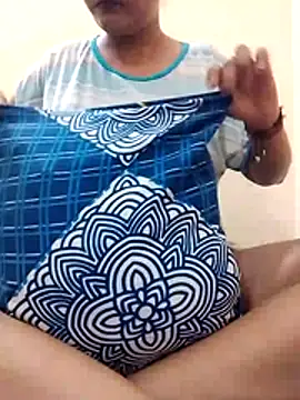 Naughty ayesha09 online show from June 10, 3:55 pm