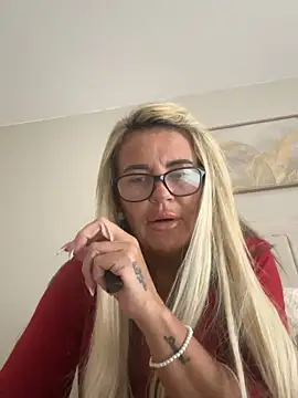 hotmilf66 online show from June 5, 7:08 pm