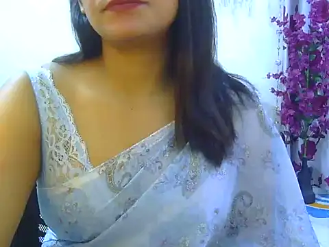 Mehek2001 online show from July 18, 8:45 pm