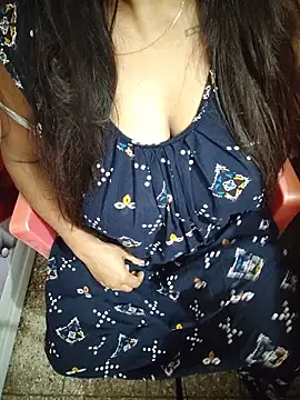 radhikagupta345 online show from June 1, 7:04 pm