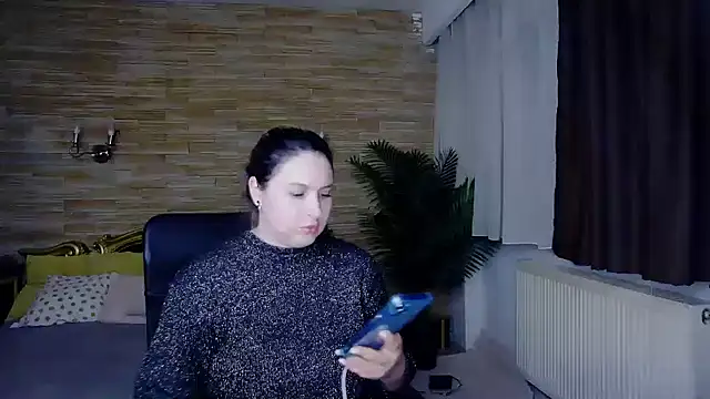 Snapshot of MiraHaze chatting on March 2, 9:22 pm MiraHaze online show from March 2, 9:22 pm