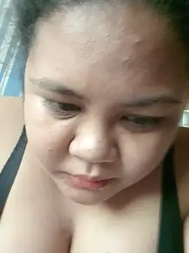 hotxoxo17 online show from May 21, 3:35 am