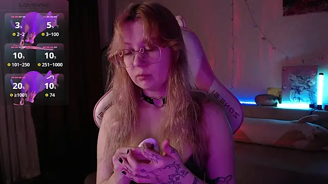 henby streamss online show from June 12, 8:30 pm