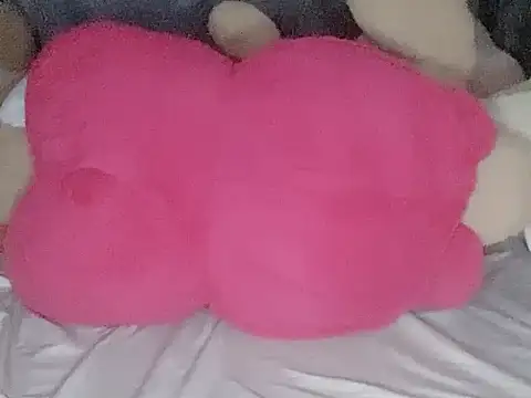 Uri sexy online show from July 25, 9:40 am