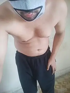 praveen19870 online show from May 22, 5:03 am