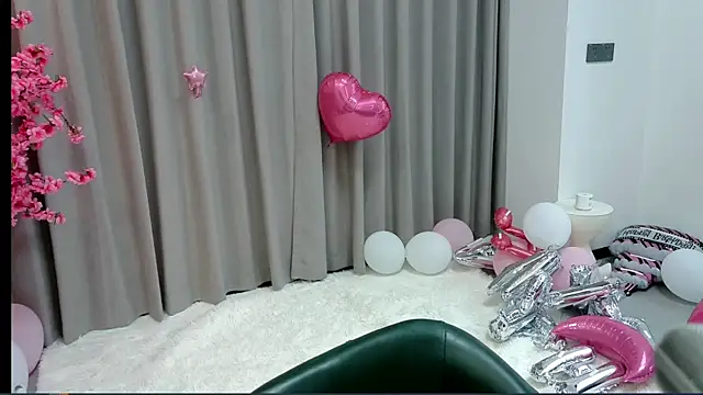yan-0705 online show from June 3, 11:13 am