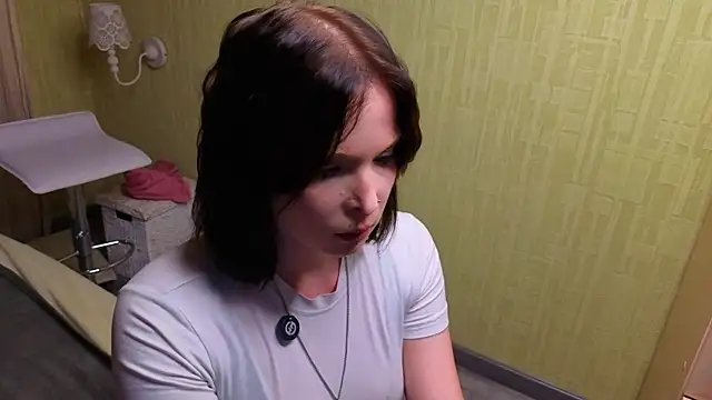 Snapshot of CryBabyVital chatting on May 23, 8:02 pm CryBabyVital online show from May 23, 8:02 pm