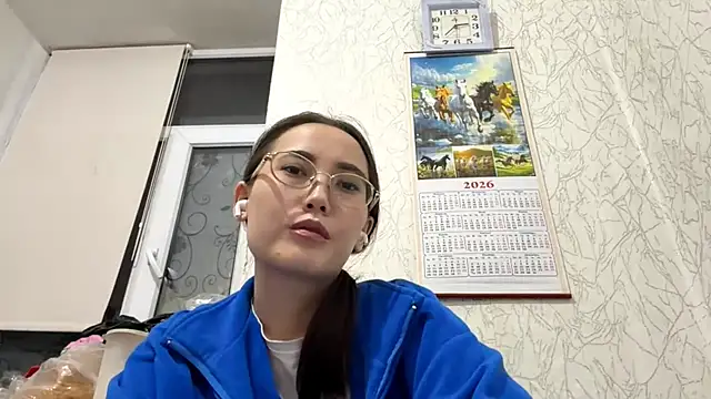 VickieTrudo online show from June 2, 9:39 pm