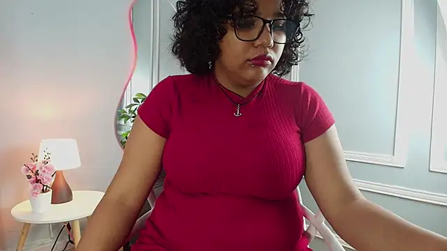 Snapshot of Kristal_donne chatting on June 30, 12:06 pm Kristal donne online show from June 30, 12:06 pm