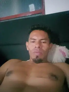 Snapshot of Dominic_24 chatting on May 21, 10:39 pm Dominic 24 online show from May 21, 10:39 pm