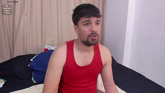 Snapshot of max_ed chatting on June 12, 4:55 am max ed online show from June 12, 4:55 am
