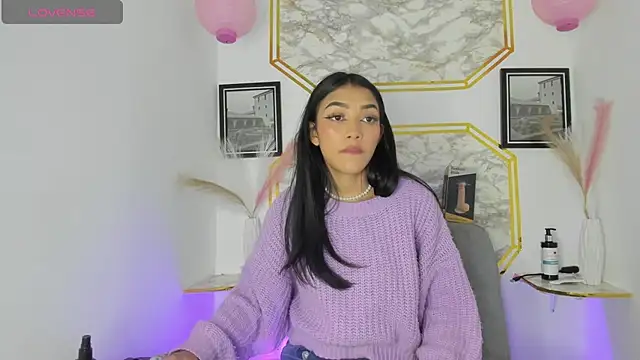 jaulyn 18   online show from May 31, 12:34 pm