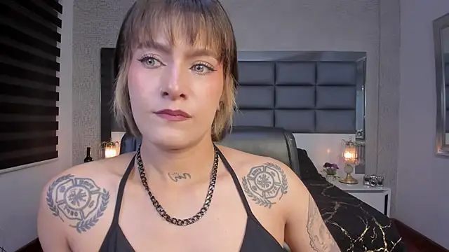 Mrs Regina clk online show from June 16, 3:20 am
