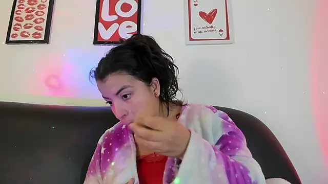 Tiana prince online show from June 7, 5:11 am