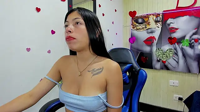 Snapshot of tamara_bloom20xx chatting on July 13, 8:00 pm tamara bloom20xx online show from July 13, 8:00 pm
