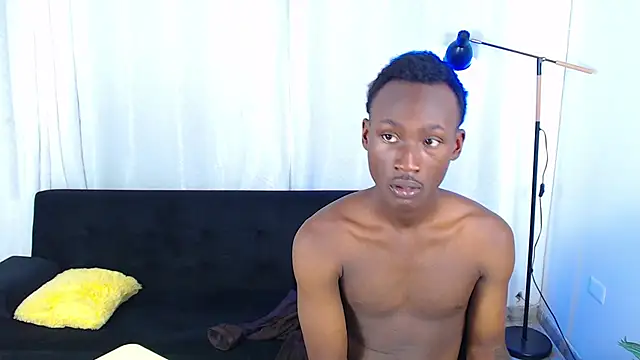 alexaandro18 online show from June 4, 8:15 pm
