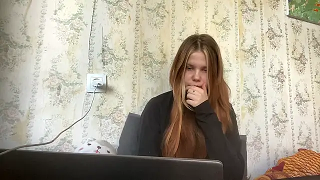 SusanaLeichty online show from June 18, 2:10 pm