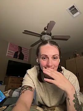 Ellz4 online show from May 22, 10:43 am