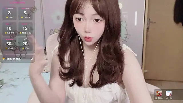 Una 2026 online show from June 3, 2:33 pm