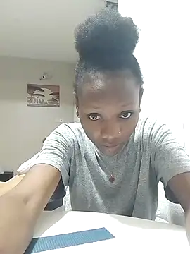 Snapshot of Sexy_caramel04 chatting on July 5, 8:49 pm Sexy caramel04 online show from July 5, 8:49 pm