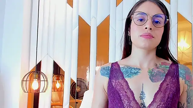 ValeryMontenegro online show from June 3, 2:33 pm