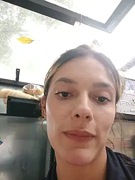 karenarango online show from July 4, 10:16 pm
