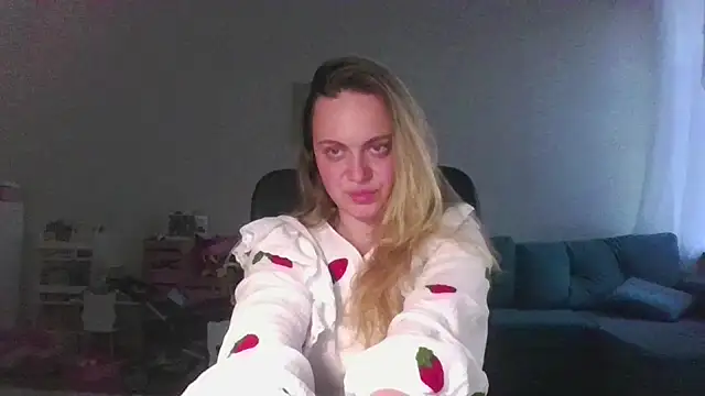 MyauAlice online show from June 6, 7:07 pm