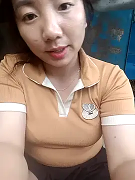 Snapshot of GoodGirl_Squirt chatting on June 17, 7:44 am GoodGirl Squirt online show from June 17, 7:44 am