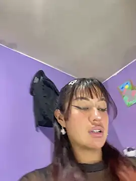 Leyla collinss  online show from July 13, 1:08 am