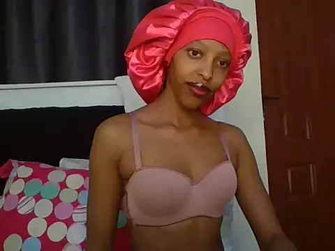 Snapshot of seshyy chatting on July 2, 7:47 am seshyy online show from July 2, 7:47 am