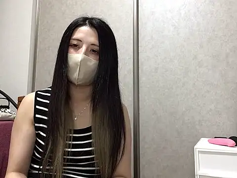 rina-rina0523 online show from June 12, 11:09 am