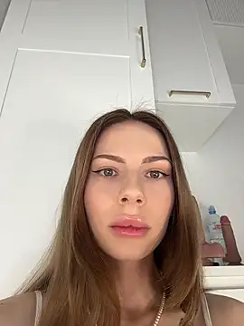 Snapshot of Ms_Luna_ chatting on July 12, 9:33 am Ms Luna online show from July 12, 9:33 am